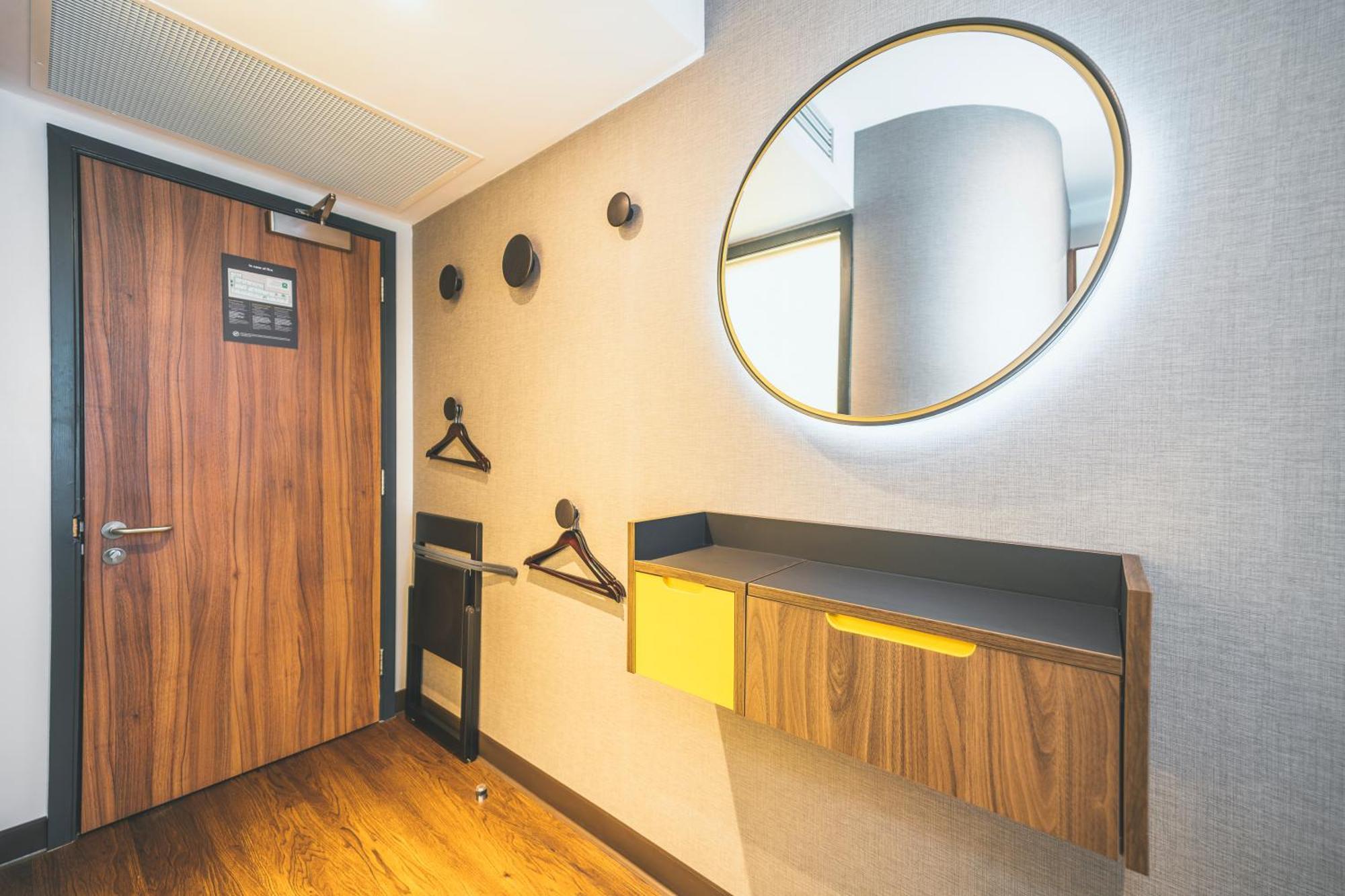 Point A Hotel London Kings Cross - St Pancras Экстерьер фото